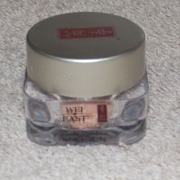 NEW Wei East Flawless China Herbal Powder Foundationโ.10 oz Travel Size ONE - Picture 4 of 7